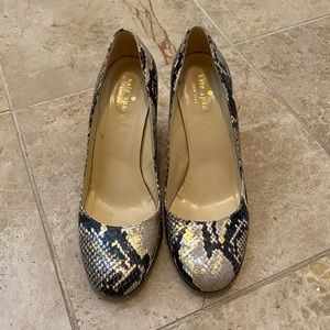 Kate Spade size 7 snakeskin wedges